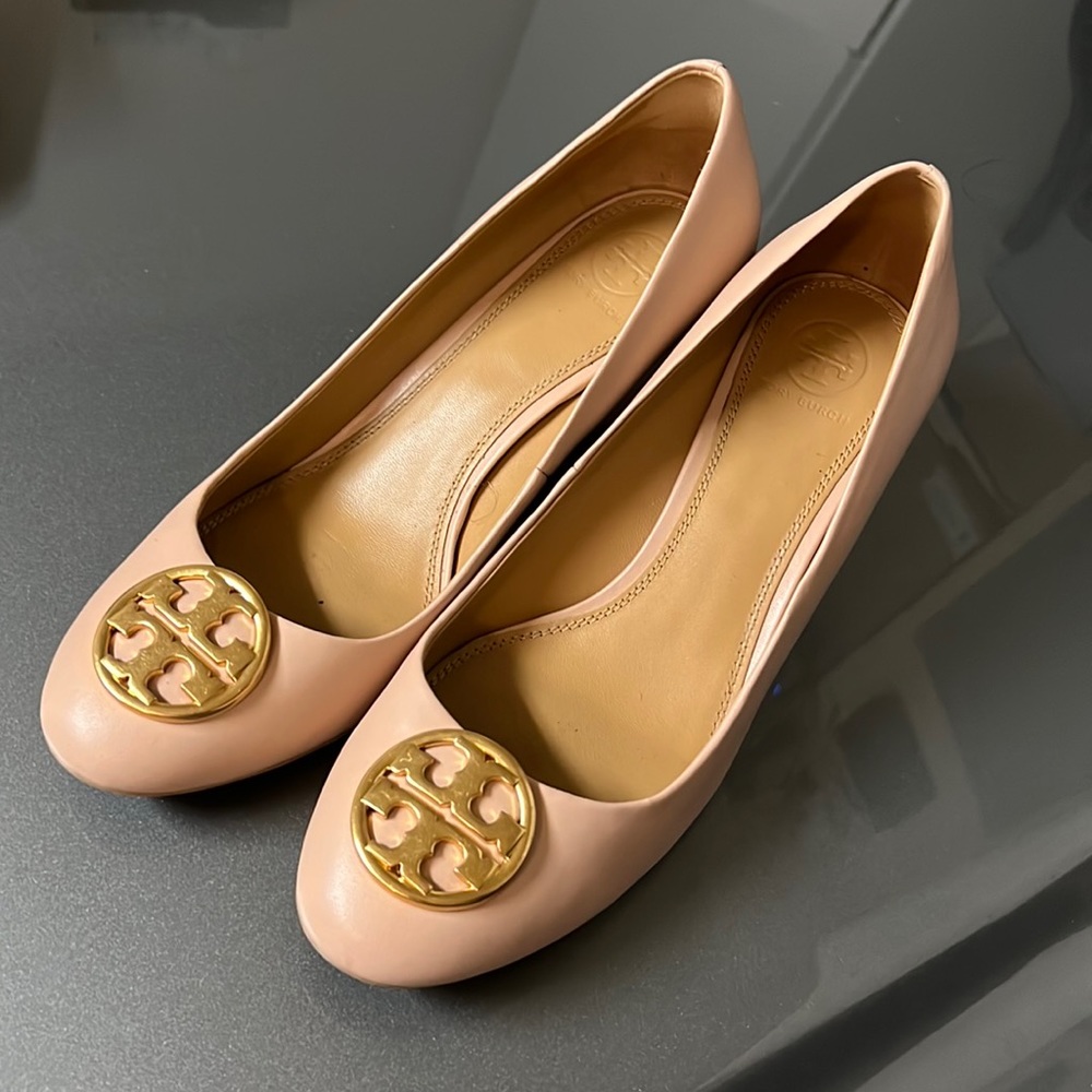 Tory Burch Chelsea Pump Wedge - Blush pink Size 9.5US - Barely Used